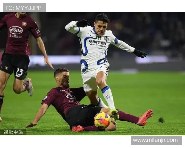 巴雷拉连续9个赛季意甲进球追平恰尔汗奥卢与佩莱格里尼成新传奇