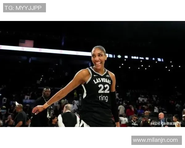 同年获得DPOYMVPFMVP的阿贾中投绝杀助力王牌夺得冠军点 同年获得DPOYMVPFMVP的阿贾中投绝杀助力王牌夺得冠军点