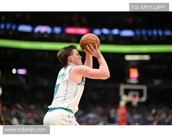 克尼佩尔表现出色4号秀13投6中贡献18分2篮板2助攻助力球队胜利